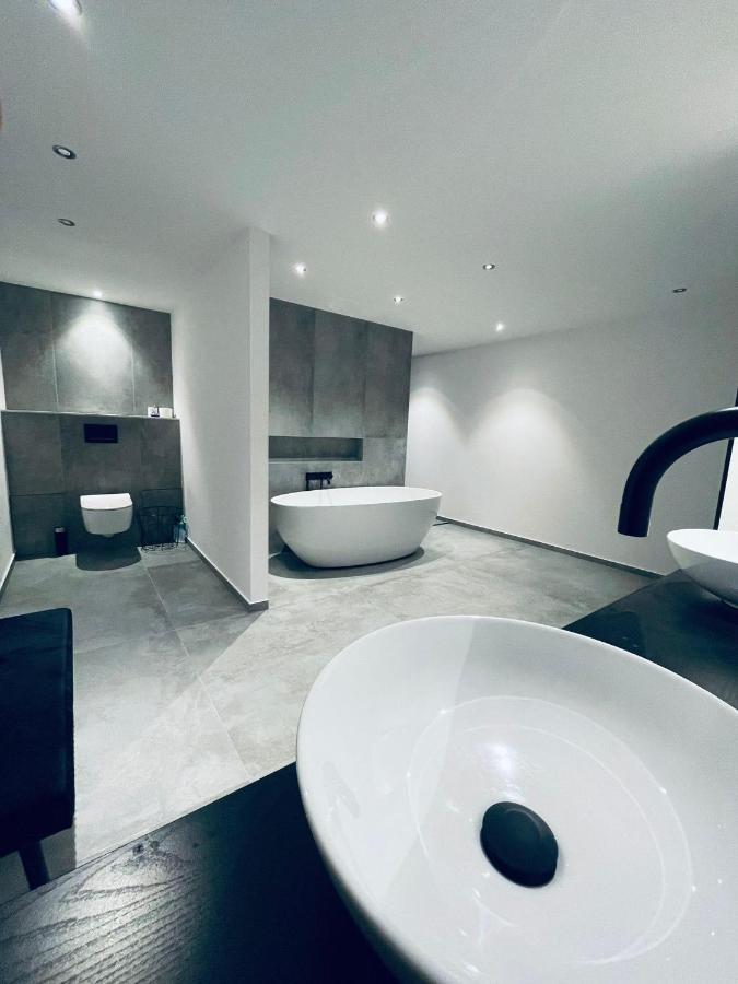 Apartamento Studio Aan De Maas Zwijndrecht Exterior foto