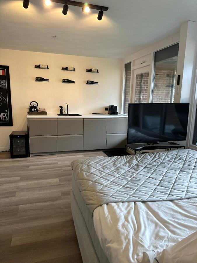 Apartamento Studio Aan De Maas Zwijndrecht Exterior foto