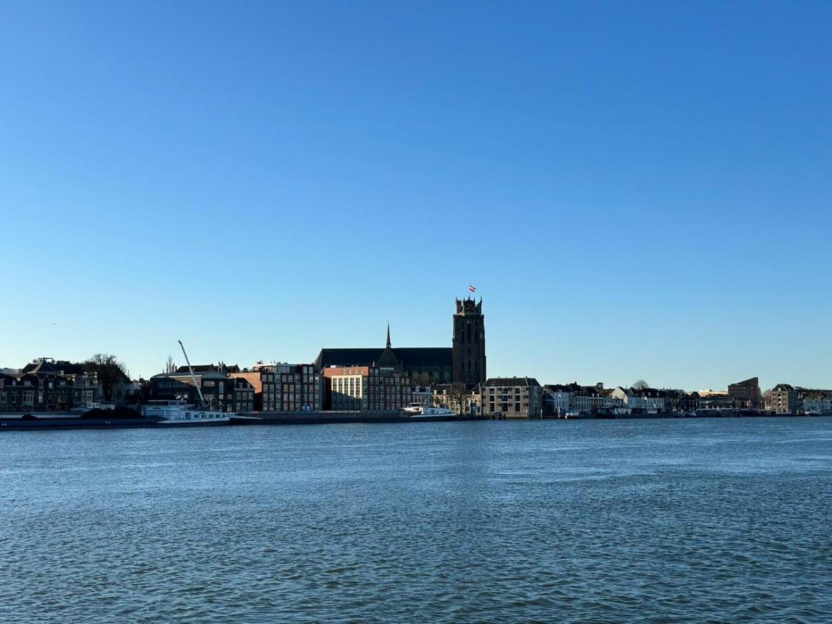 Apartamento Studio Aan De Maas Zwijndrecht Exterior foto