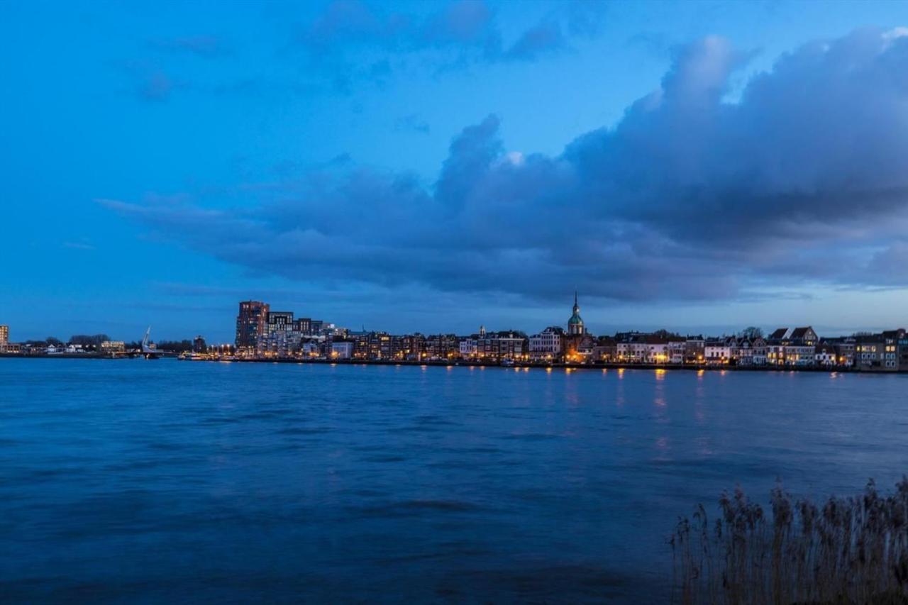 Apartamento Studio Aan De Maas Zwijndrecht Exterior foto